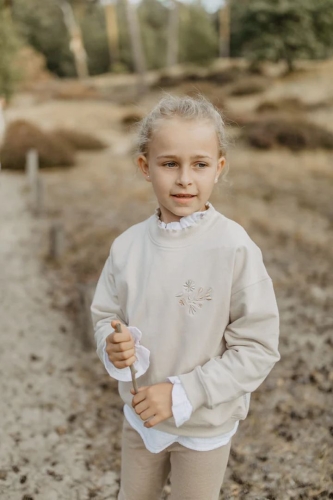 Sweatshirt Oversized mit Rüschenkragen puder grau, 86/92 | leevje