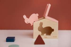 Formen-Steckspiel Holz­ - Frau Hase | Trixie