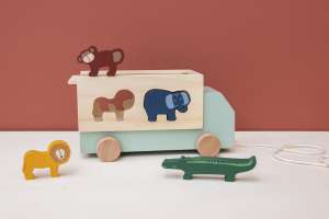 Holz-Truck mit Tieren | Trixie