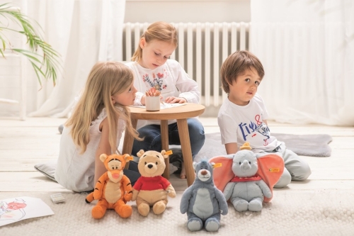 Kuscheltier Winnie Pooh 29 cm, blond | Steiff